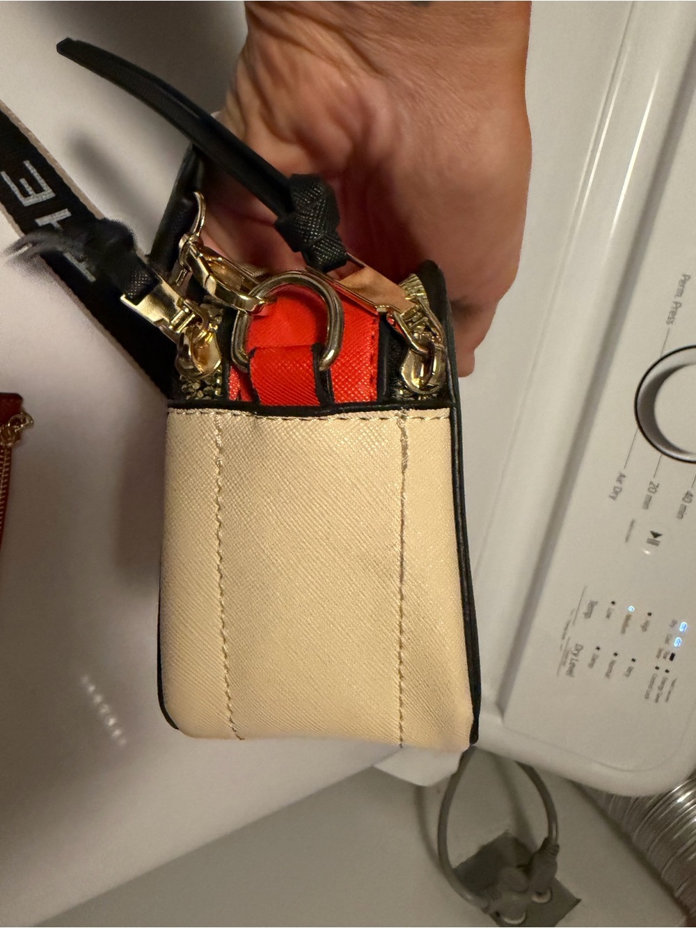 Marc Jacobs Black orange cream SNAPSHOT Crossbody Camera Bag PURSE CROSSBODY - Picture 6 of 7